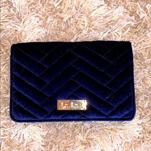 Bebe clutch/crossbody
